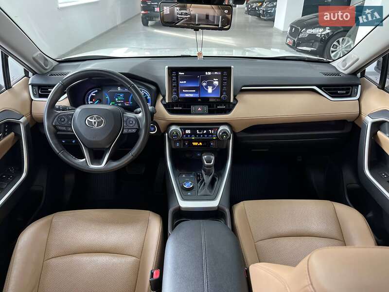 Внедорожник / Кроссовер Toyota RAV4 2019 в Полтаве фото 13 Внедорожник / Кроссовер Toyota RAV4 2019 в Полтаве
