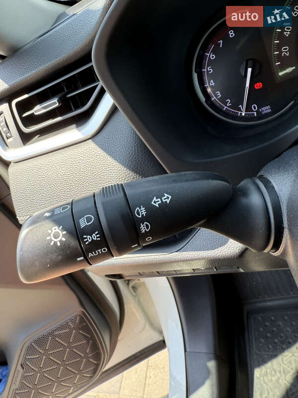 Внедорожник / Кроссовер Toyota RAV4 2019 в Черновцах