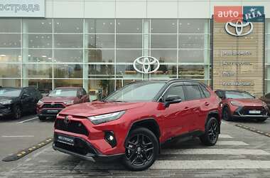 Внедорожник / Кроссовер Toyota RAV4 2023 в Киеве