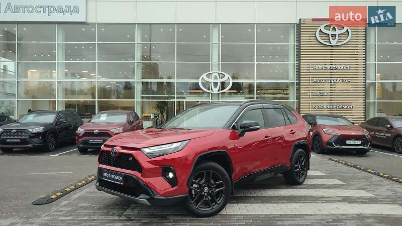 Внедорожник / Кроссовер Toyota RAV4 2023 в Киеве