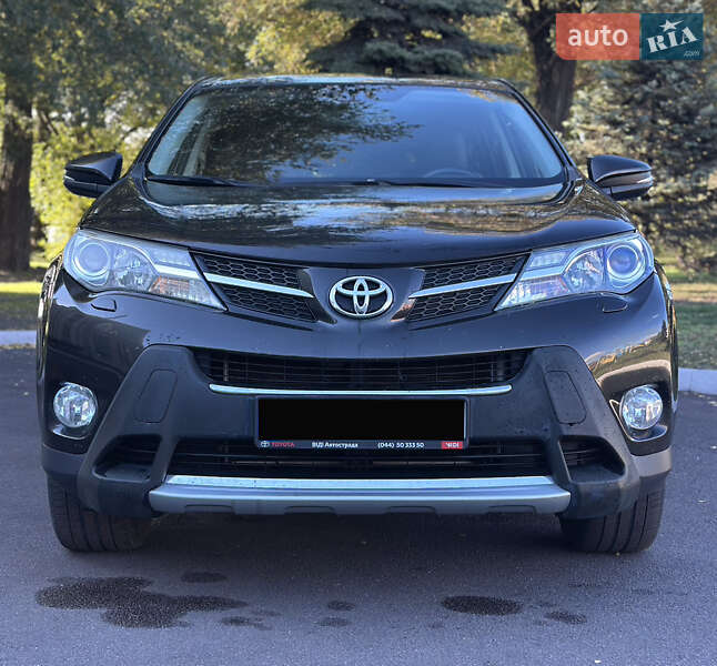 Внедорожник / Кроссовер Toyota RAV4 2014 в Днепре