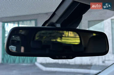 Внедорожник / Кроссовер Toyota RAV4 2014 в 