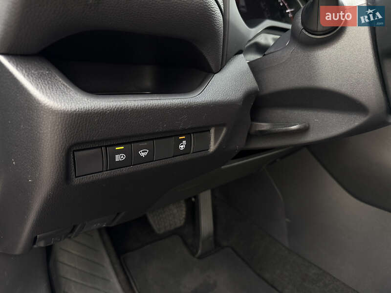 Внедорожник / Кроссовер Toyota RAV4 2022 в Киеве