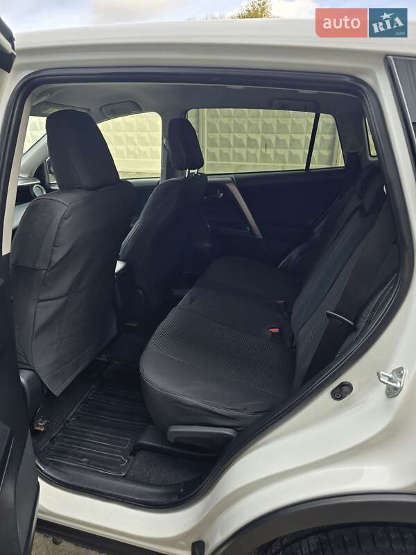 Внедорожник / Кроссовер Toyota RAV4 2017 в Костополе фото 44 Внедорожник / Кроссовер Toyota RAV4 2017 в Костополе