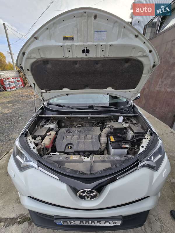 Внедорожник / Кроссовер Toyota RAV4 2017 в Костополе фото 48 Внедорожник / Кроссовер Toyota RAV4 2017 в Костополе