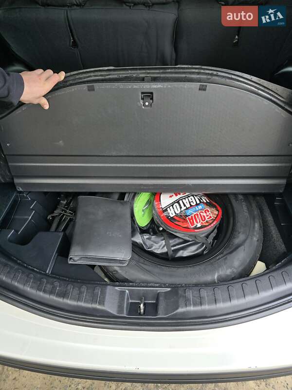 Внедорожник / Кроссовер Toyota RAV4 2017 в Костополе фото 47 Внедорожник / Кроссовер Toyota RAV4 2017 в Костополе