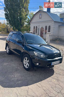 Внедорожник / Кроссовер Toyota RAV4 2006 в 