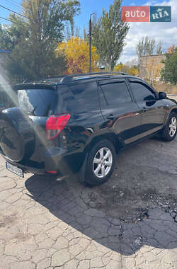 Внедорожник / Кроссовер Toyota RAV4 2006 в 