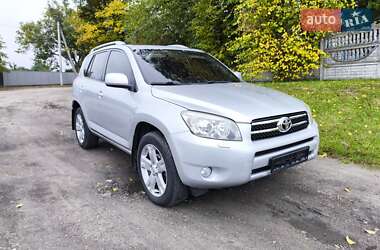 Внедорожник / Кроссовер Toyota RAV4 2006 в Черкассах