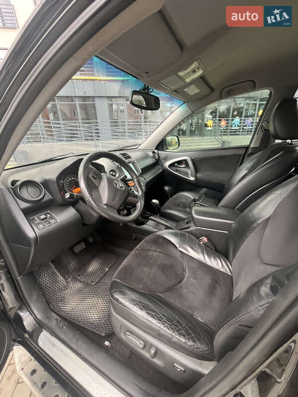 Позашляховик / Кросовер Toyota RAV4 2011 в Новояворівську фото 16 Позашляховик / Кросовер Toyota RAV4 2011 в Новояворівську