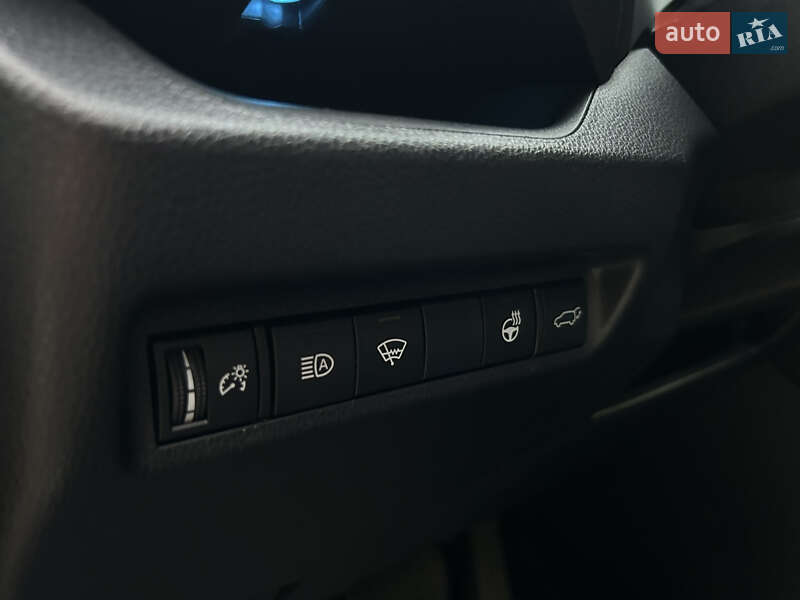 Внедорожник / Кроссовер Toyota RAV4 2020 в Николаеве