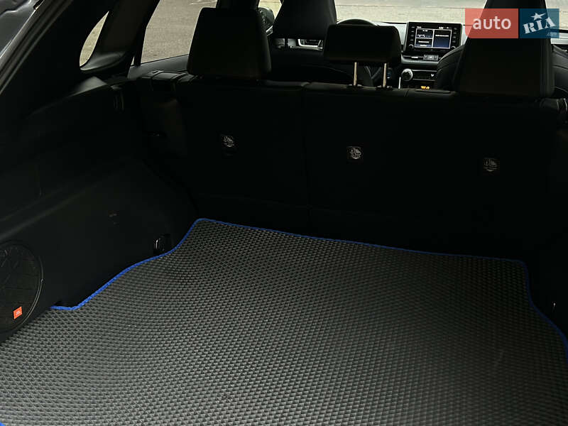 Внедорожник / Кроссовер Toyota RAV4 2020 в Николаеве