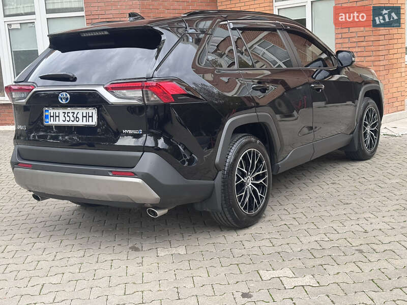 Внедорожник / Кроссовер Toyota RAV4 2023 в Одессе фото 4 Внедорожник / Кроссовер Toyota RAV4 2023 в Одессе