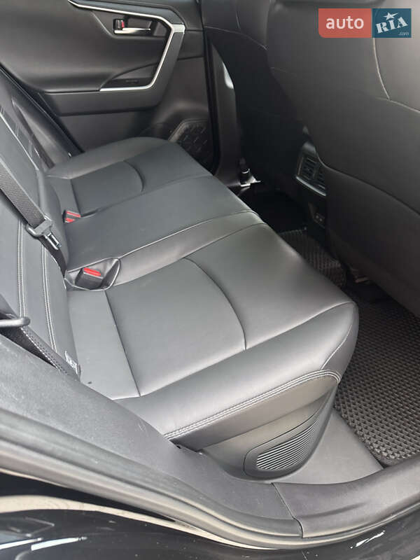 Внедорожник / Кроссовер Toyota RAV4 2023 в Одессе фото 20 Внедорожник / Кроссовер Toyota RAV4 2023 в Одессе