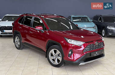 Позашляховик / Кросовер Toyota RAV4 2020 в Одесі