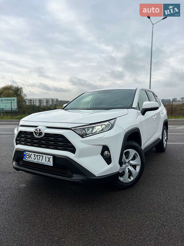 Toyota RAV4 2019