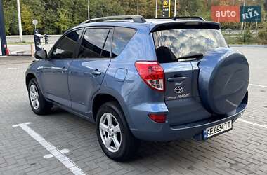 Внедорожник / Кроссовер Toyota RAV4 2007 в 