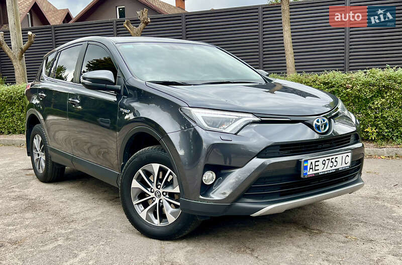 Внедорожник / Кроссовер Toyota RAV4 2017 в Днепре