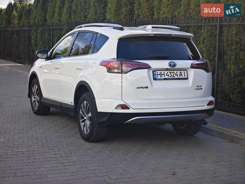 Внедорожник / Кроссовер Toyota RAV4 2016 в Одессе фото 12 Внедорожник / Кроссовер Toyota RAV4 2016 в Одессе