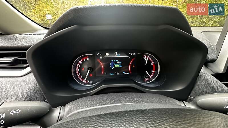 Позашляховик / Кросовер Toyota RAV4 2020 в Житомирі