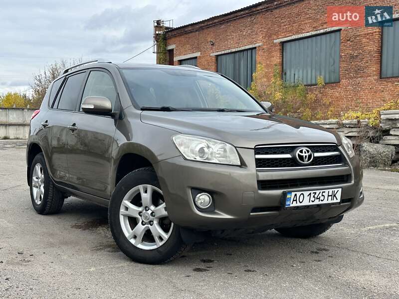 Toyota RAV4 2009