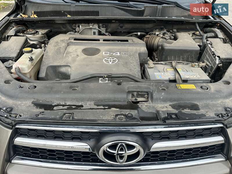 Внедорожник / Кроссовер Toyota RAV4 2009 в Сумах