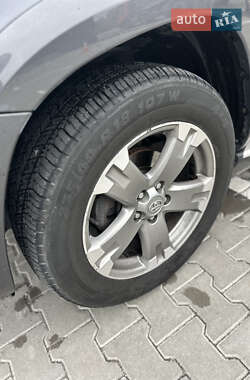 Внедорожник / Кроссовер Toyota RAV4 2010 в 