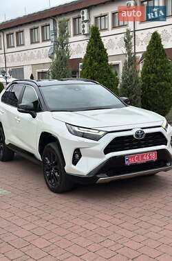 Позашляховик / Кросовер Toyota RAV4 2022 в Стрию