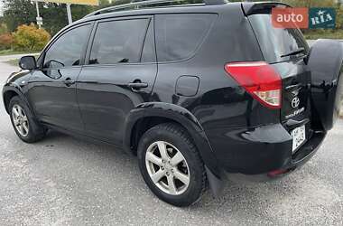 Внедорожник / Кроссовер Toyota RAV4 2008 в Вишневом