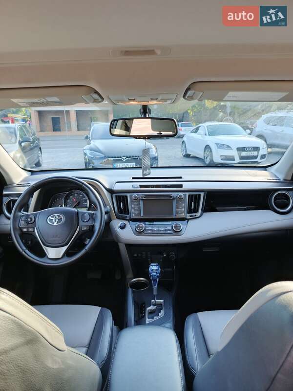 Позашляховик / Кросовер Toyota RAV4 2013 в Кременчуці