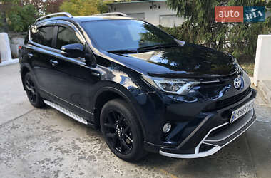 Внедорожник / Кроссовер Toyota RAV4 2018 в Николаеве