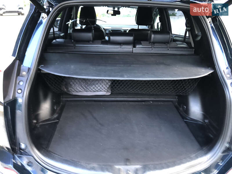 Внедорожник / Кроссовер Toyota RAV4 2018 в Николаеве фото 13 Внедорожник / Кроссовер Toyota RAV4 2018 в Николаеве