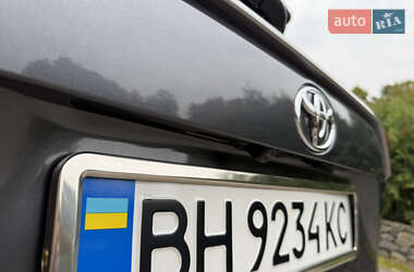 Внедорожник / Кроссовер Toyota RAV4 2019 в 