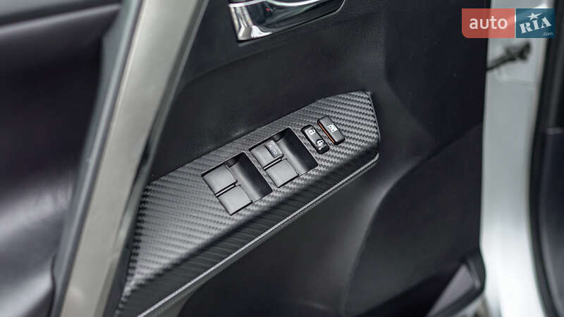 Внедорожник / Кроссовер Toyota RAV4 2013 в Львове фото 16 Внедорожник / Кроссовер Toyota RAV4 2013 в Львове