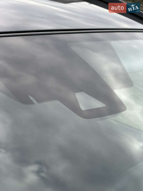 Позашляховик / Кросовер Toyota RAV4 2024 в Львові