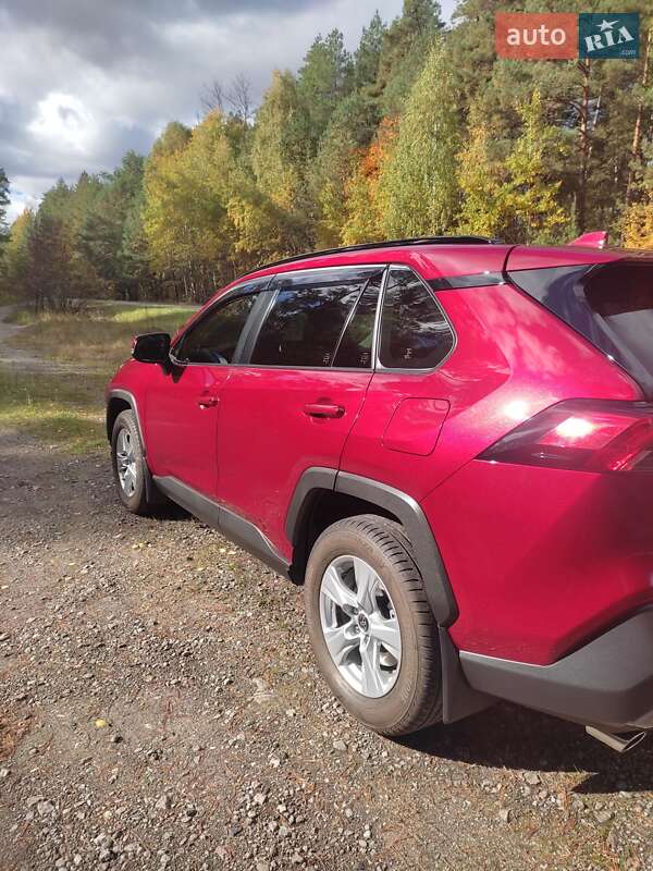 Позашляховик / Кросовер Toyota RAV4 2019 в Коропі фото 2 Позашляховик / Кросовер Toyota RAV4 2019 в Коропі
