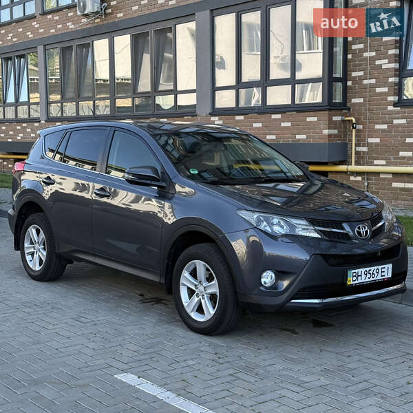 Внедорожник / Кроссовер Toyota RAV4 2013 в Житомире