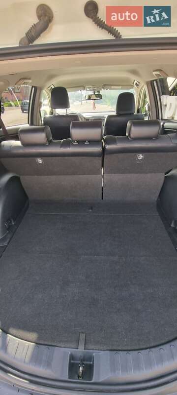 Позашляховик / Кросовер Toyota RAV4 2014 в Рівному