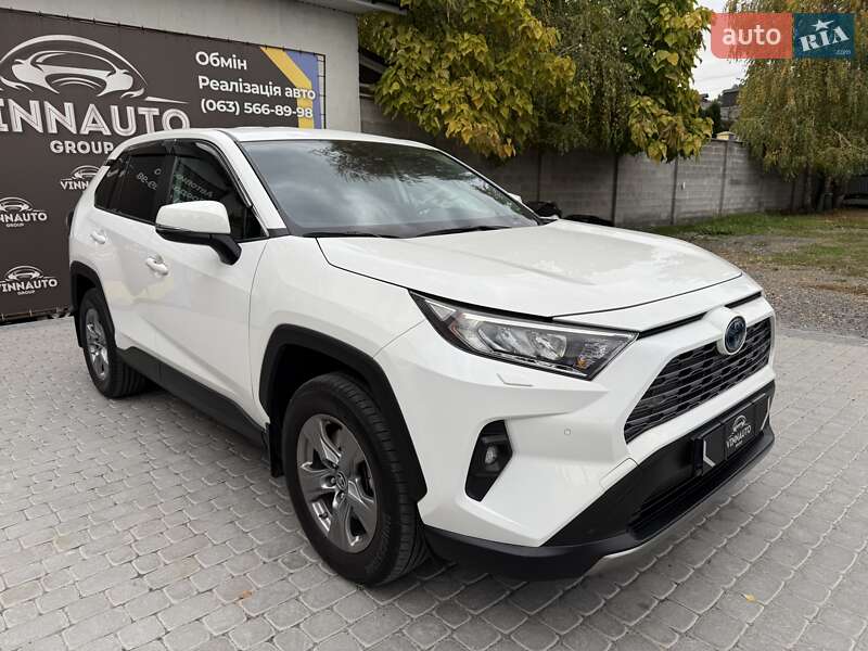 Внедорожник / Кроссовер Toyota RAV4 2023 в Виннице