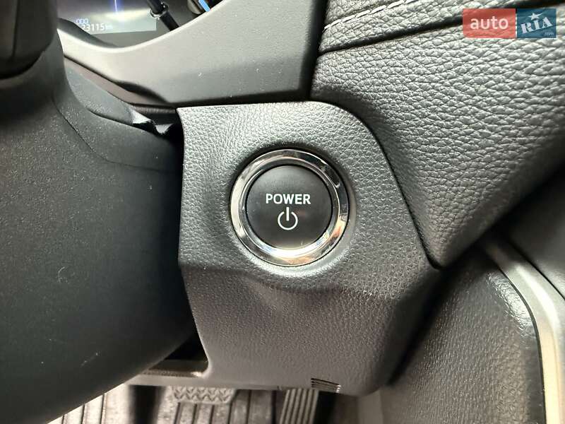 Внедорожник / Кроссовер Toyota RAV4 2023 в Виннице