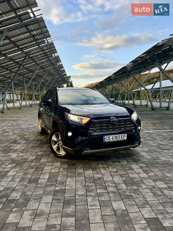 Позашляховик / Кросовер Toyota RAV4 2022 в Львові фото 23 Позашляховик / Кросовер Toyota RAV4 2022 в Львові