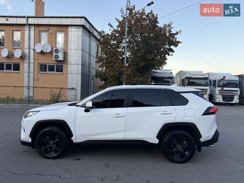 Внедорожник / Кроссовер Toyota RAV4 2023 в Днепре фото 8 Внедорожник / Кроссовер Toyota RAV4 2023 в Днепре