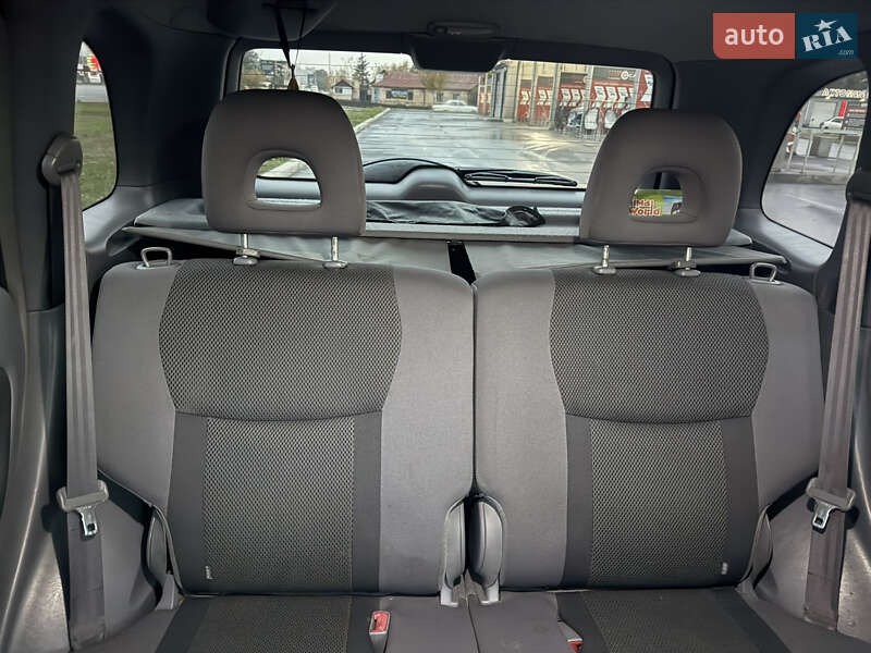 Внедорожник / Кроссовер Toyota RAV4 2002 в Киеве