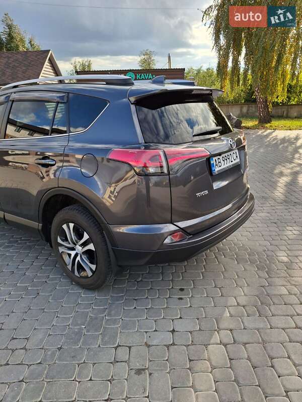 Внедорожник / Кроссовер Toyota RAV4 2016 в Ильинцах фото 8 Внедорожник / Кроссовер Toyota RAV4 2016 в Ильинцах