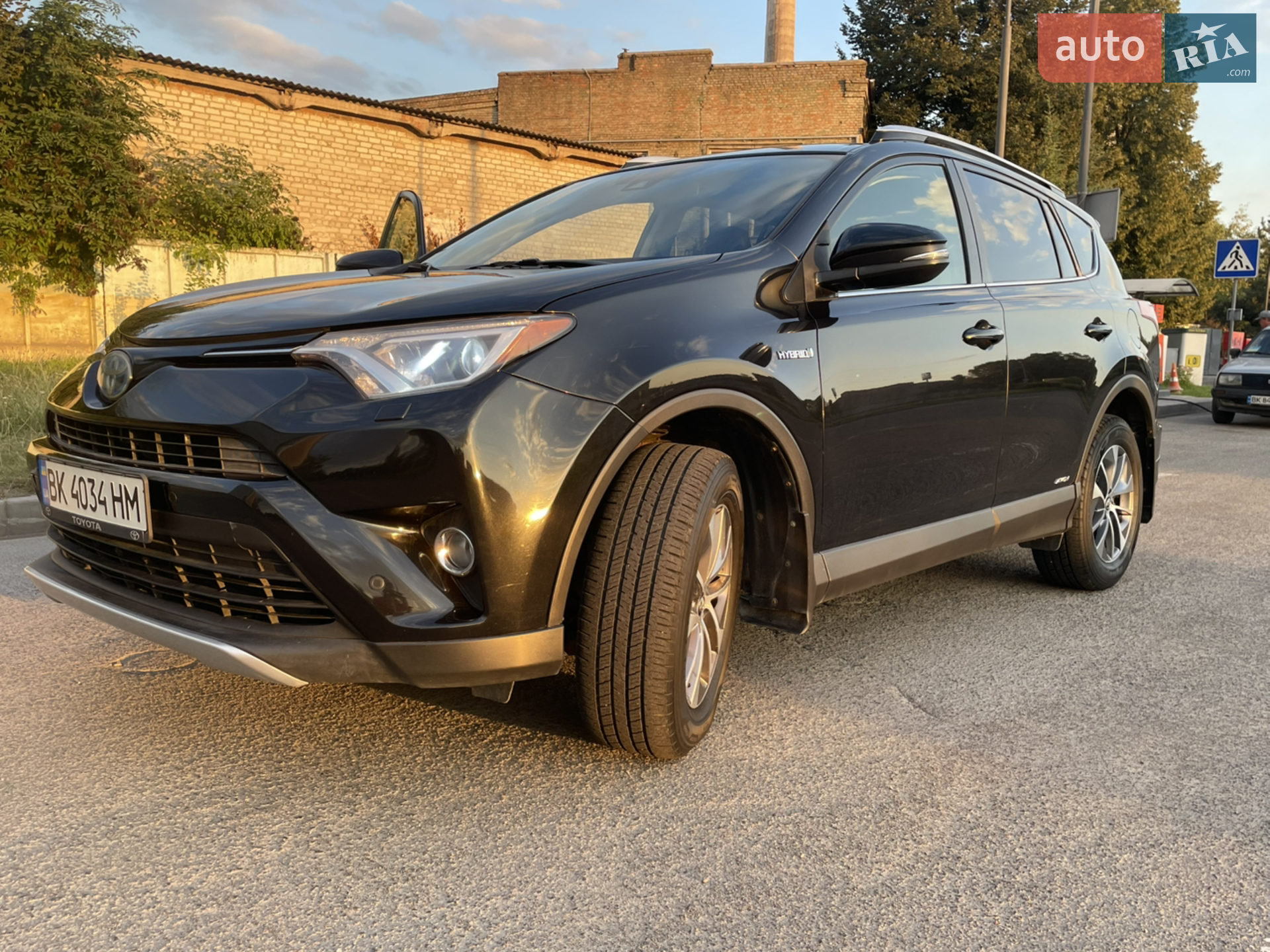 2016 Toyota RAV 4 - мініатюра 3