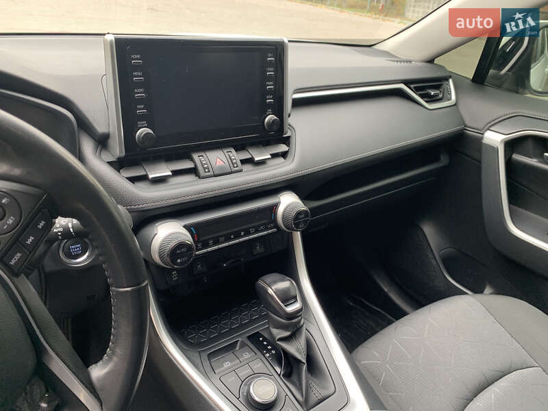 Внедорожник / Кроссовер Toyota RAV4 2022 в Подольске фото 16 Внедорожник / Кроссовер Toyota RAV4 2022 в Подольске