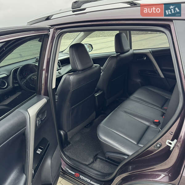 Внедорожник / Кроссовер Toyota RAV4 2017 в Днепре фото 15 Внедорожник / Кроссовер Toyota RAV4 2017 в Днепре