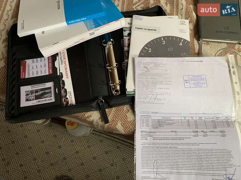 Внедорожник / Кроссовер Toyota RAV4 2020 в Киеве