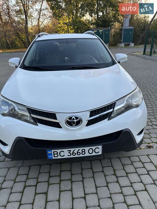 Внедорожник / Кроссовер Toyota RAV4 2015 в Львове фото Внедорожник / Кроссовер Toyota RAV4 2015 в Львове