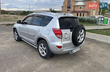 Позашляховик / Кросовер Toyota RAV4 2007 в  фото 8 Позашляховик / Кросовер Toyota RAV4 2007 в